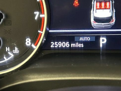 Used 2023 Nissan Rogue SV AWD/4WD image 24