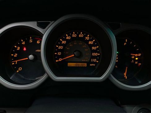 Used 2005 Toyota 4Runner Limited image 20