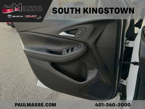 Certified 2021 Buick Encore GX Select w/ Experience Buick Package image 11