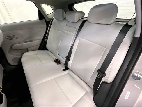 Used 2025 Hyundai Kona SEL FWD image 22