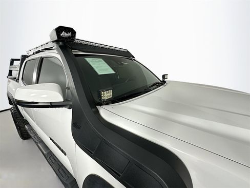 Used 2022 Toyota Tacoma TRD Off-Road image 34