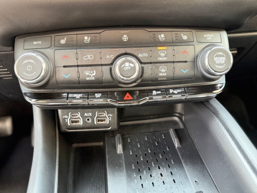 Used 2025 Dodge Durango R/T AWD/4WD image 25