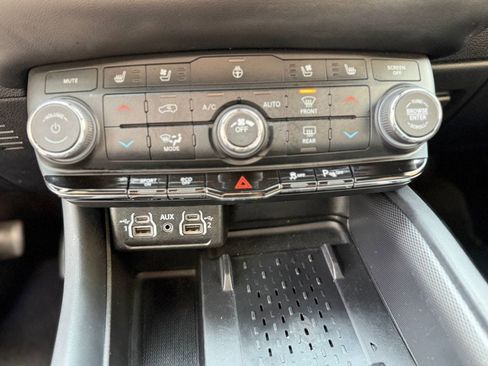 Used 2025 Dodge Durango R/T AWD/4WD image 25