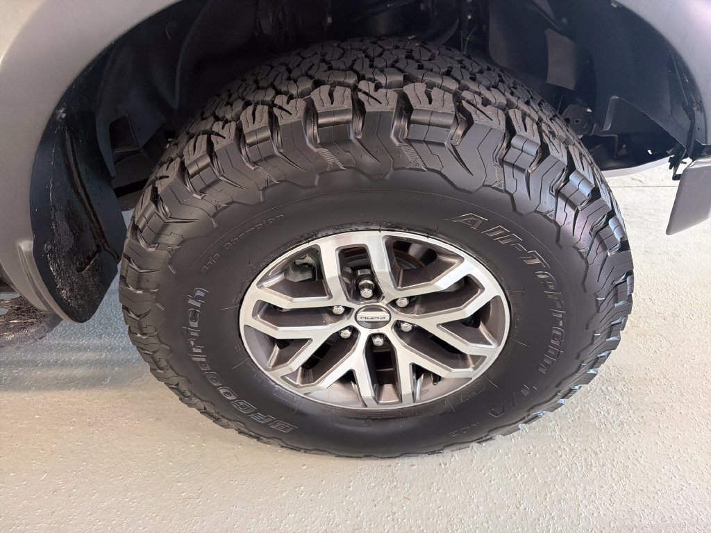 Used 2018 Ford F150 Raptor w/ Equipment Group 802A Luxury AWD/4WD image 4