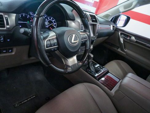 Used 2021 Lexus GX 460 Premium w/ Premium Package AWD/4WD image 12