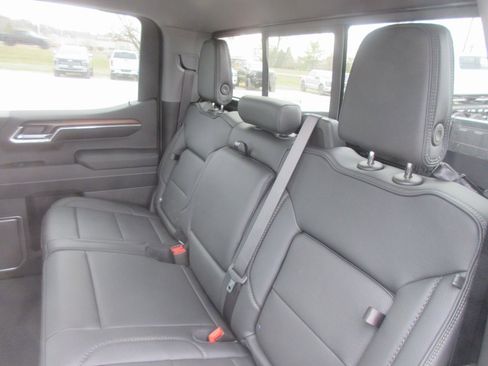 New 2026 GMC Sierra 1500 Denali w/ Denali Reserve Package image 16