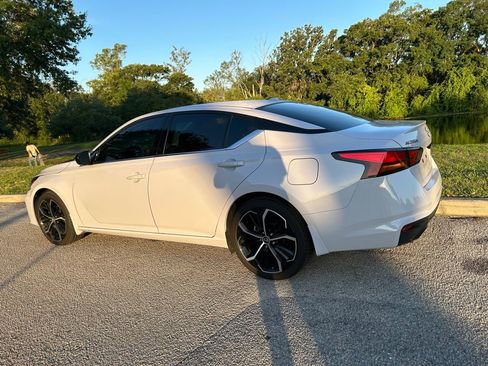 Used 2025 Nissan Altima 2.5 SR FWD image 4