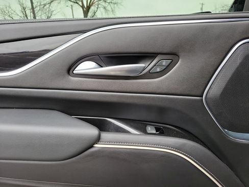 Used 2023 Cadillac Escalade Sport image 12