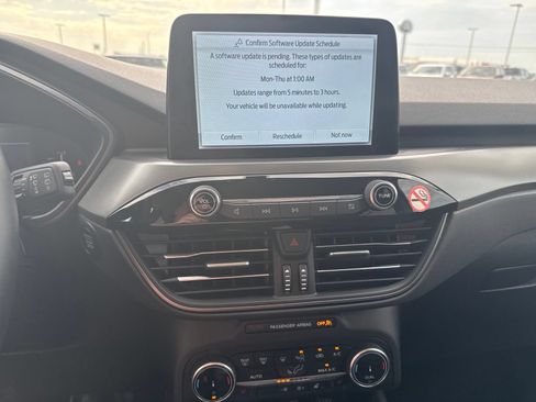 Certified 2024 Ford Escape Active AWD/4WD image 11