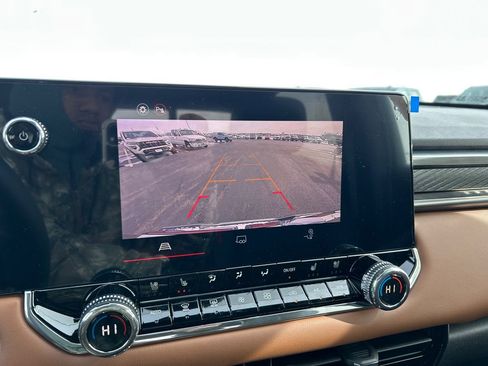 New 2026 GMC Canyon AT4 w/ AT4 Premium Package image 25