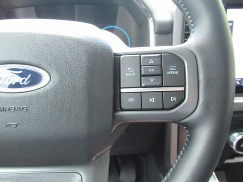 Used 2023 Ford F150 Lariat w/ Trailer Tow Package RWD image 25