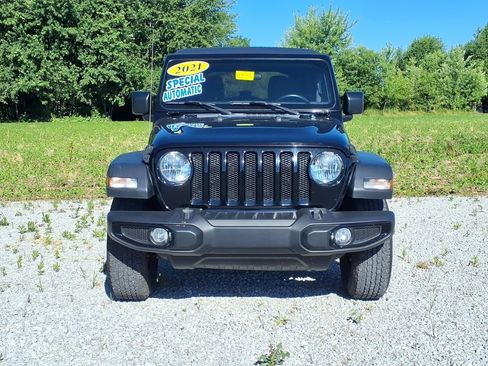 Used 2021 Jeep Wrangler Unlimited Sport AWD/4WD image 6