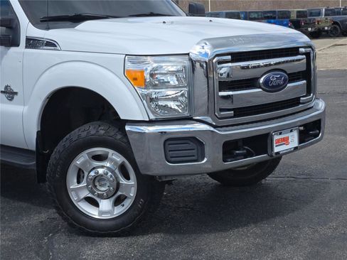 Used 2015 Ford F350 XLT w/ XLT Interior Package AWD/4WD image 2