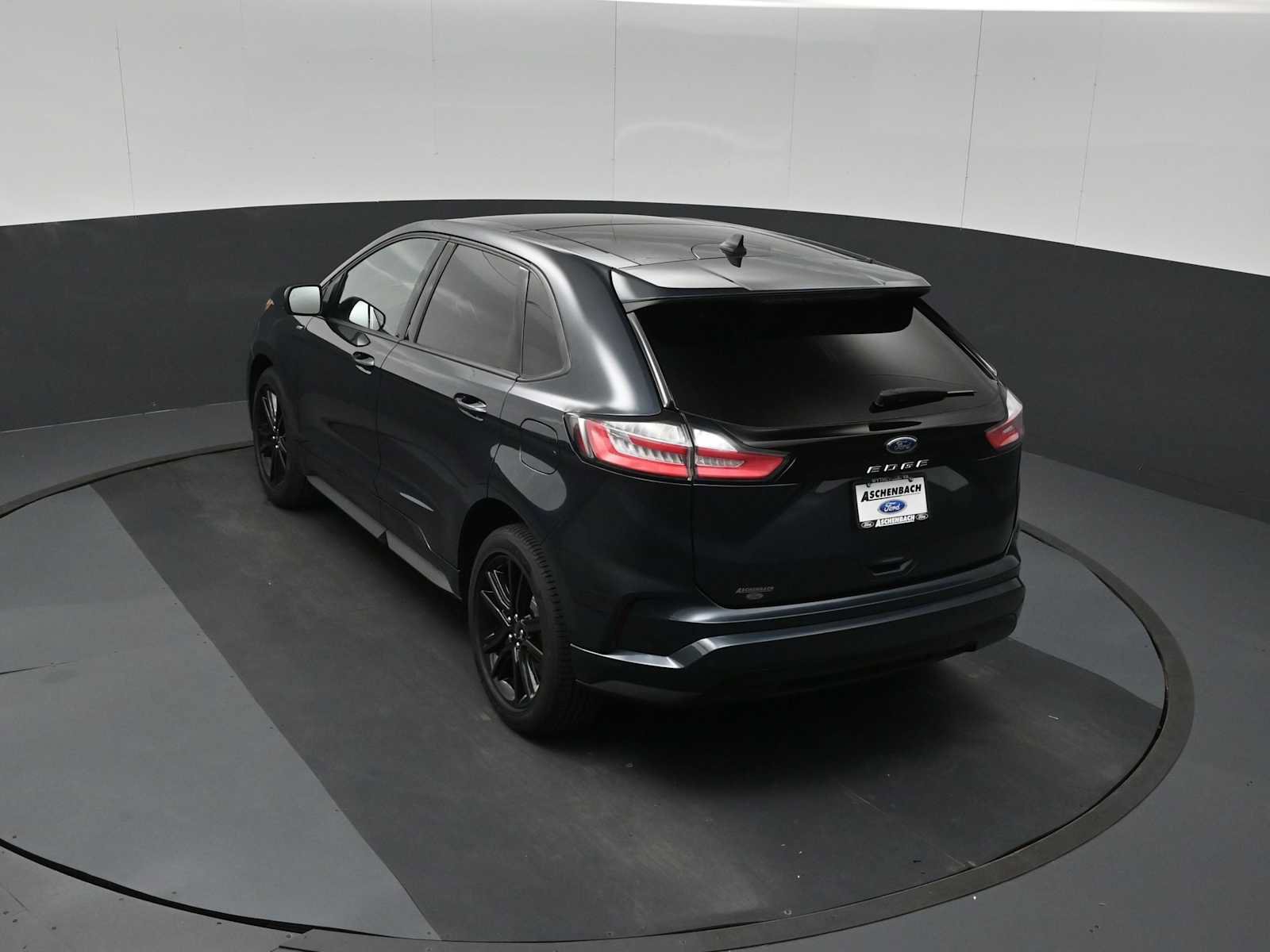 Used 2024 Ford Edge ST-Line AWD/4WD image 47