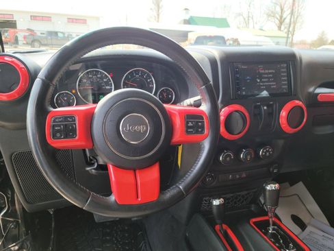 Used 2017 Jeep Wrangler Sport image 9