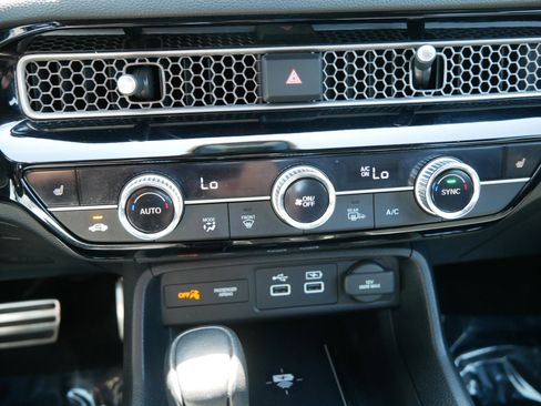 Certified 2023 Honda Civic Sport Touring image 23