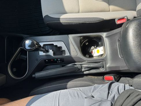 Used 2018 Toyota RAV4 XLE image 18