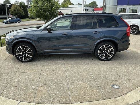 Used 2023 Volvo XC90 T8 Plus w/ Protection Package Premier AWD/4WD image 11