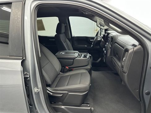 Used 2023 Chevrolet Silverado 1500 Custom image 14