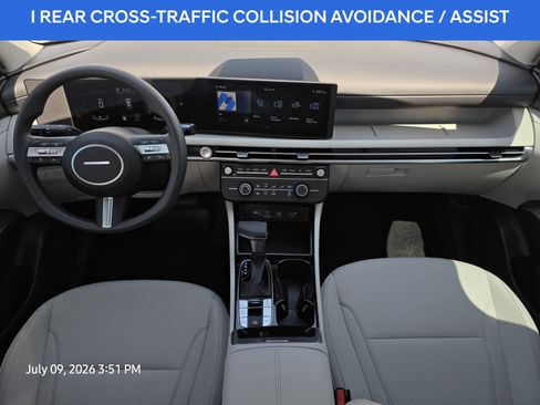 Certified 2026 Hyundai Tucson SE FWD image 12