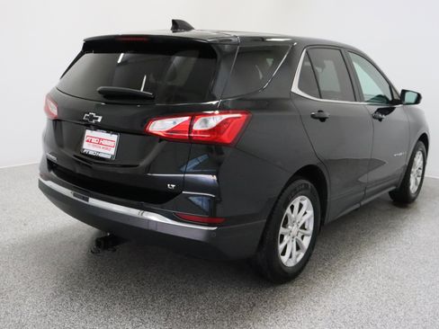Used 2020 Chevrolet Equinox LT w/ Driver Convenience Package image 7