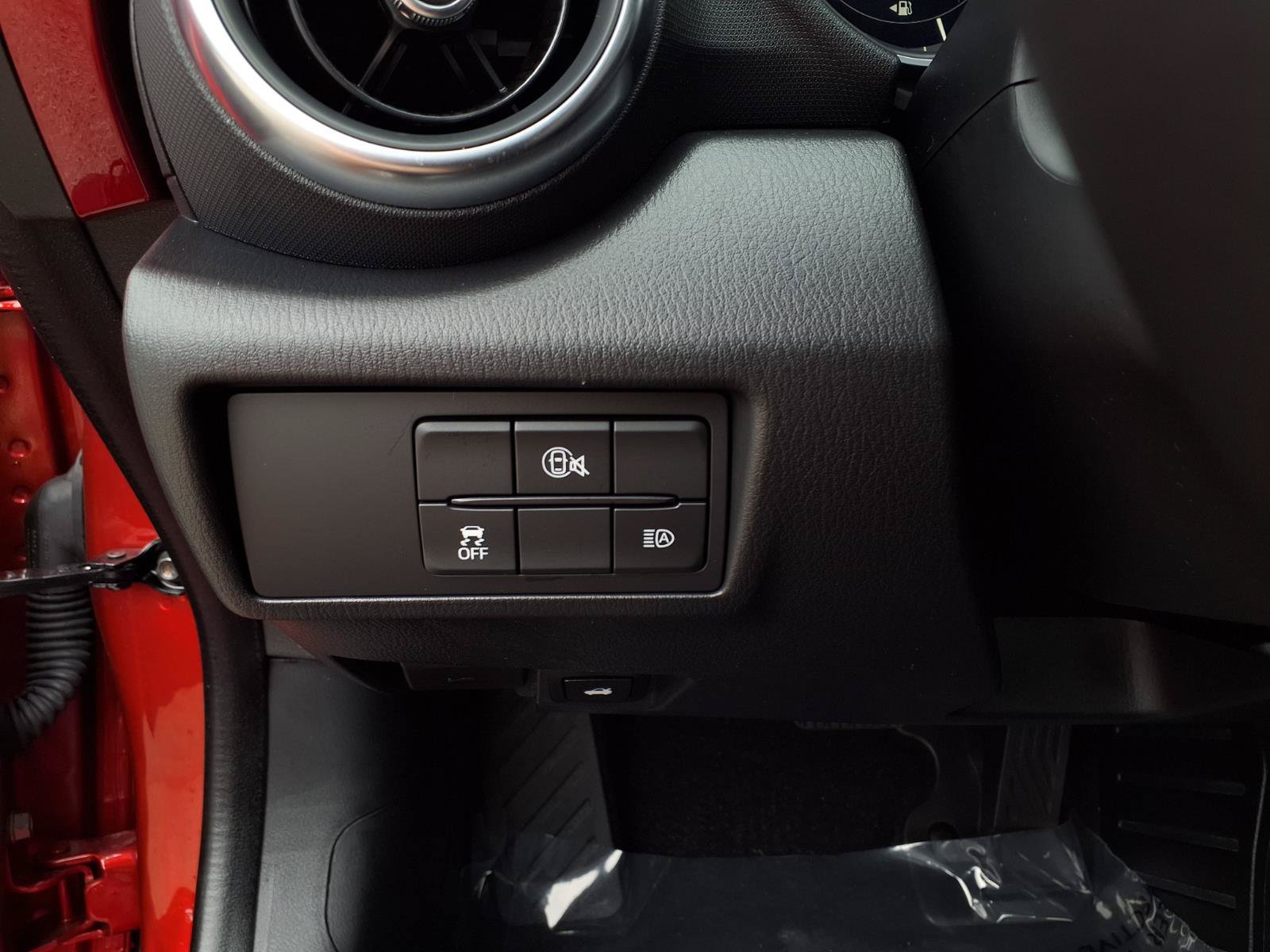 Certified 2026 MAZDA MX-5 Miata Grand Touring w/ Weather Package RWD image 17