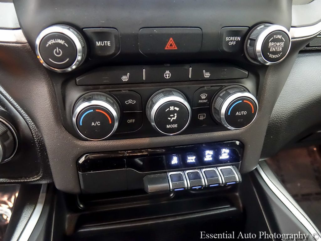 Used 2021 RAM 1500 Big Horn AWD/4WD image 17