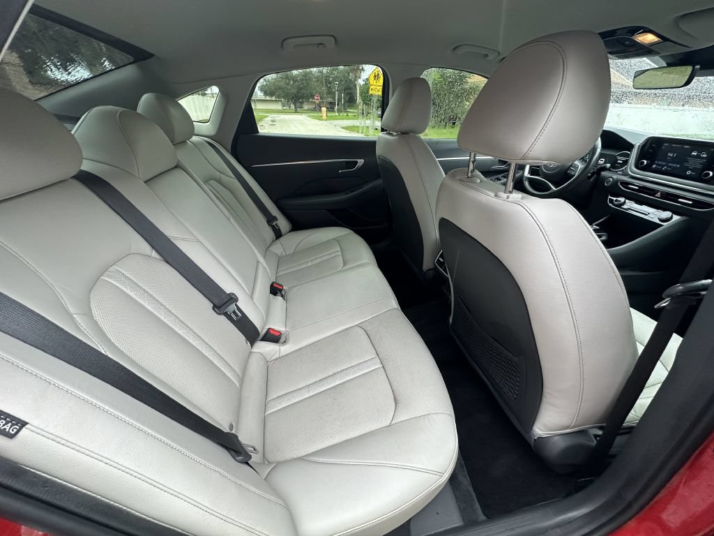 Used 2020 Hyundai Sonata SEL w/ Premium Package FWD image 10