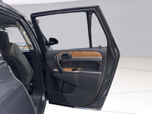 Used 2011 Buick Enclave CX image 42