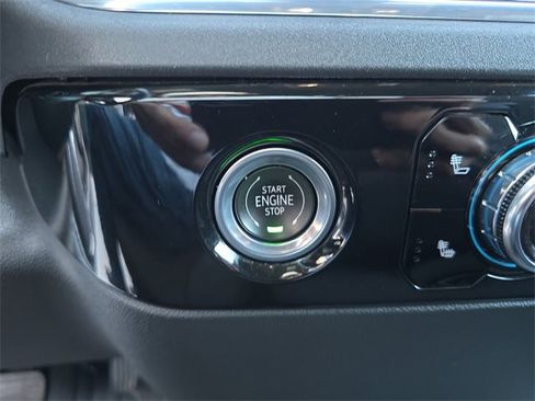 Certified 2023 GMC Sierra 1500 SLE image 26