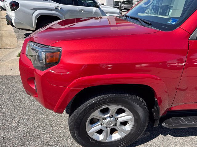 Used 2021 Toyota 4Runner SR5 Premium w/ Moonroof Package AWD/4WD image 3