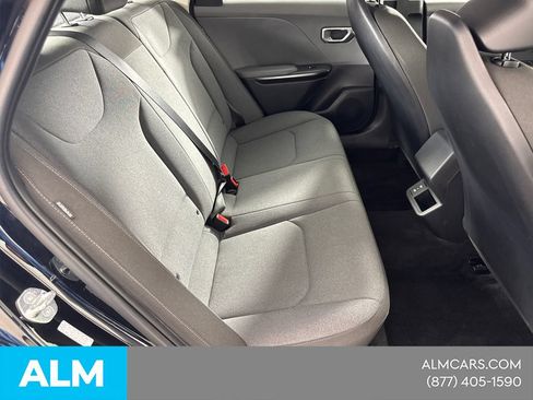 Used 2025 Kia K4 FWD image 18