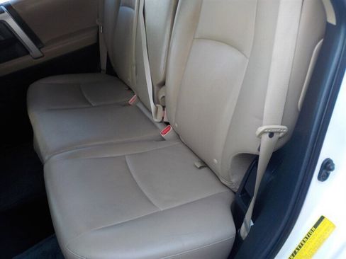 Used 2013 Toyota 4Runner SR5 image 6