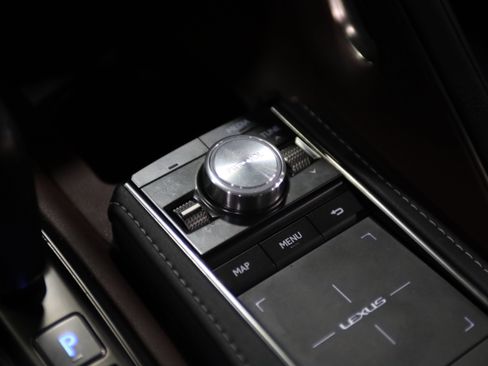 Used 2018 Lexus LC 500 Coupe w/ Sport Package RWD image 34