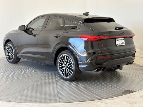 Used 2025 Audi SQ5 Prestige AWD/4WD image 3
