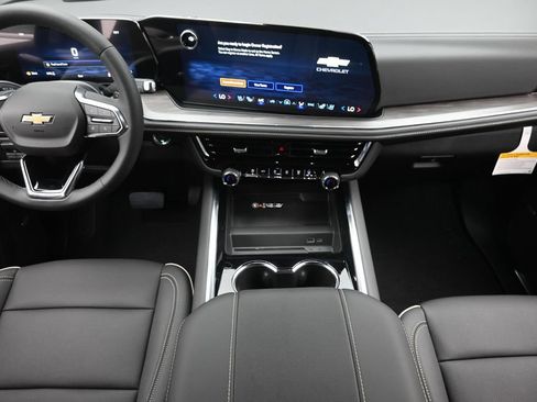 New 2026 Chevrolet Tahoe Premier w/ Sun And Tow Package AWD/4WD image 16
