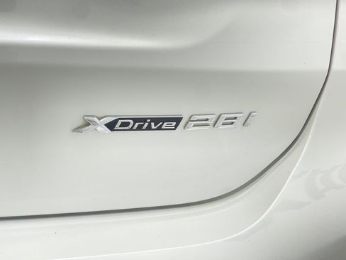 Used 2019 BMW X1 xDrive28i w/ Convenience Package image 41