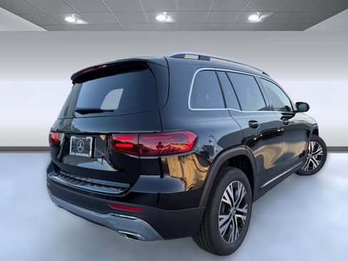 New 2026 Mercedes-Benz GLB 250 image 6