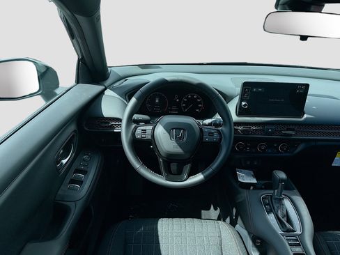 New 2026 Honda HR-V Sport image 17