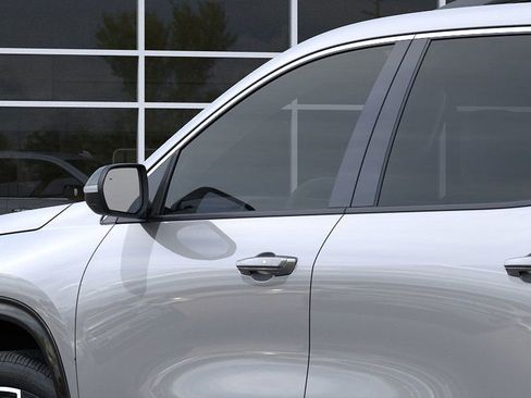 New 2026 Chevrolet Traverse High Country image 12