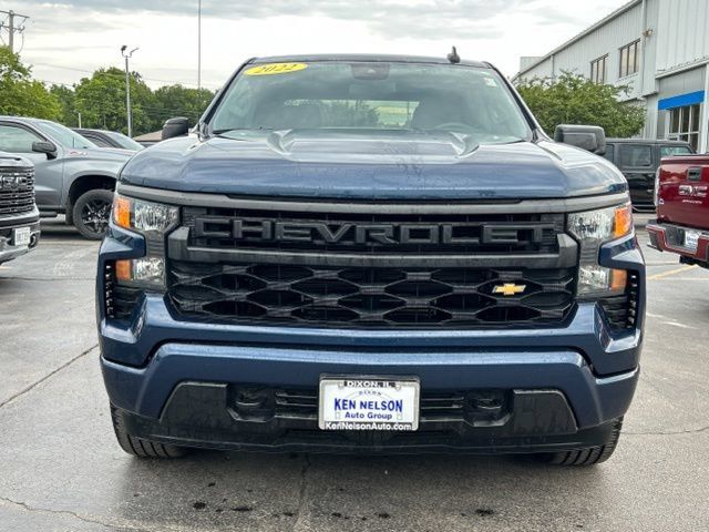Used 2022 Chevrolet Silverado 1500 Custom AWD/4WD image 2