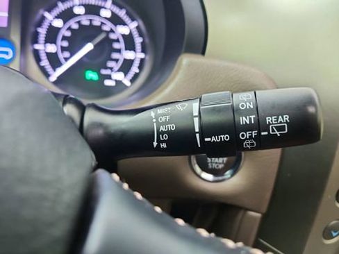 Used 2018 Lexus GX 460 Premium w/ Premium Package image 47