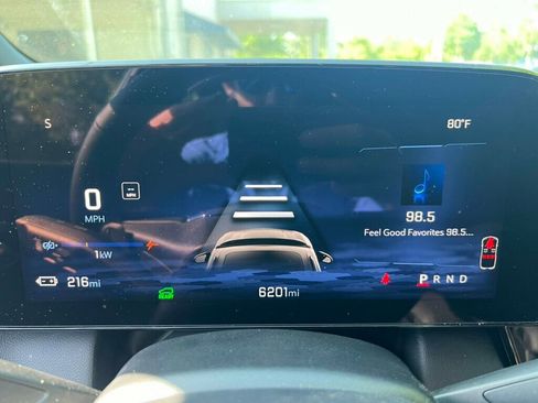 Used 2024 Chevrolet Equinox EV LT image 4