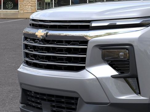 New 2026 Chevrolet Traverse LT w/ Sun and Wheel Package image 13