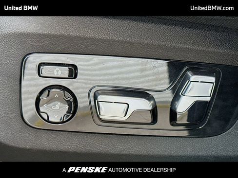 Used 2024 BMW X5 xDrive50e w/ M Sport Package image 4