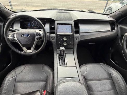 Used 2016 Ford Taurus SEL w/ Equipment Group 201A FWD image 11