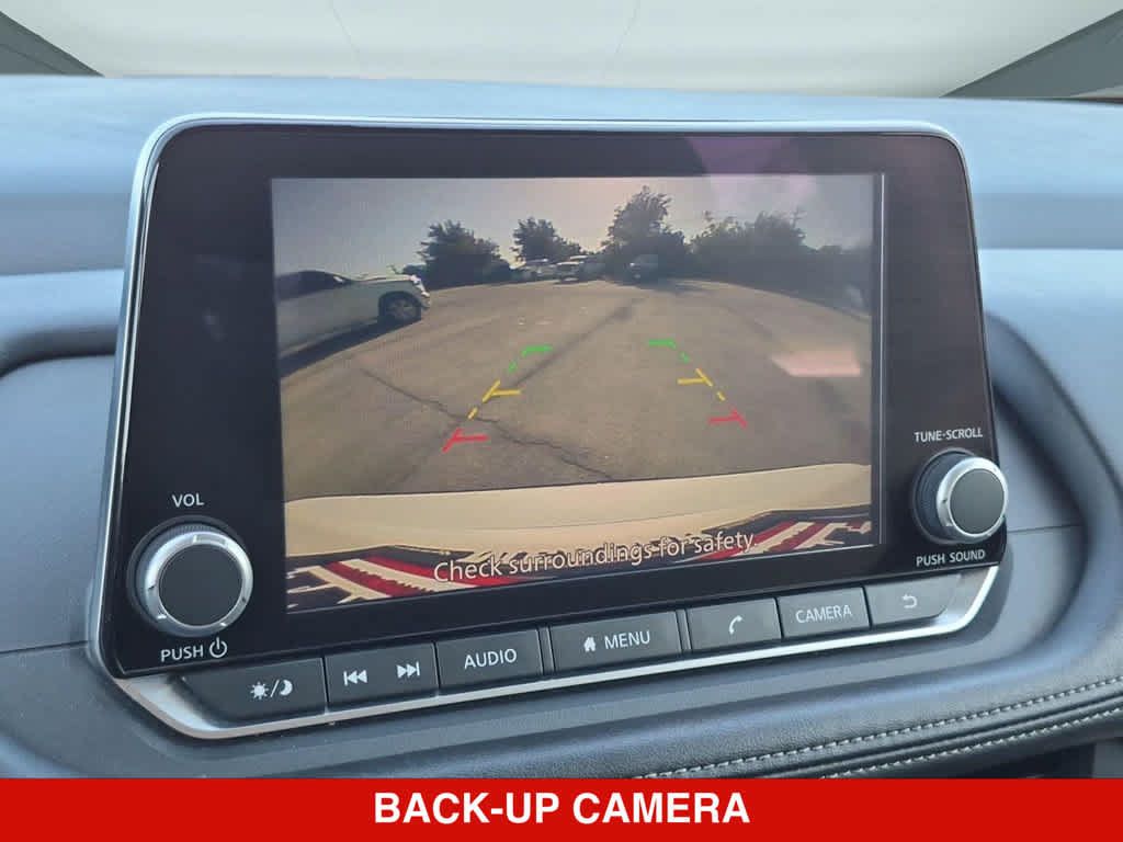 Used 2024 Nissan Rogue SV FWD image 28