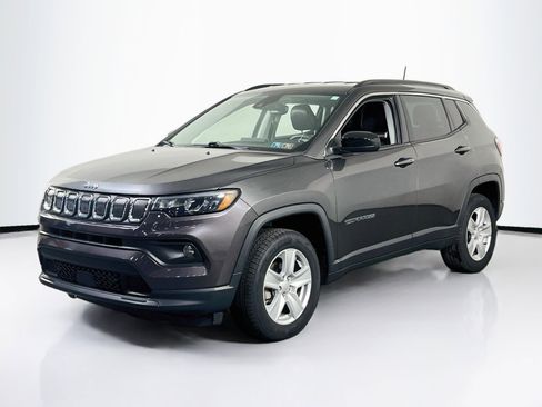 Used 2022 Jeep Compass Latitude AWD/4WD image 1
