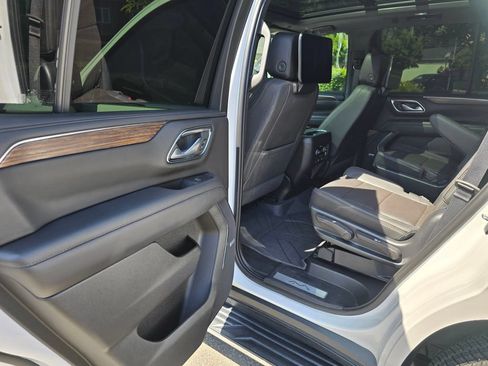 Used 2023 Chevrolet Tahoe High Country AWD/4WD image 21