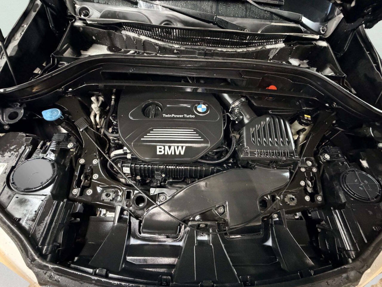 Used 2017 BMW X1 xDrive28i AWD/4WD image 12